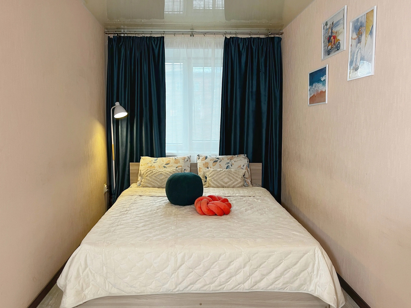 Апартаменты Granada комфортная двухкомнатная квартира в центре города недалеко от железнодорожного вокзала