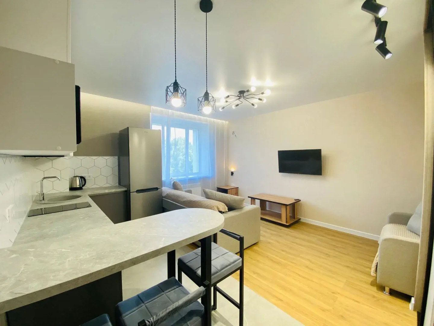 Апартаменты Красная 13