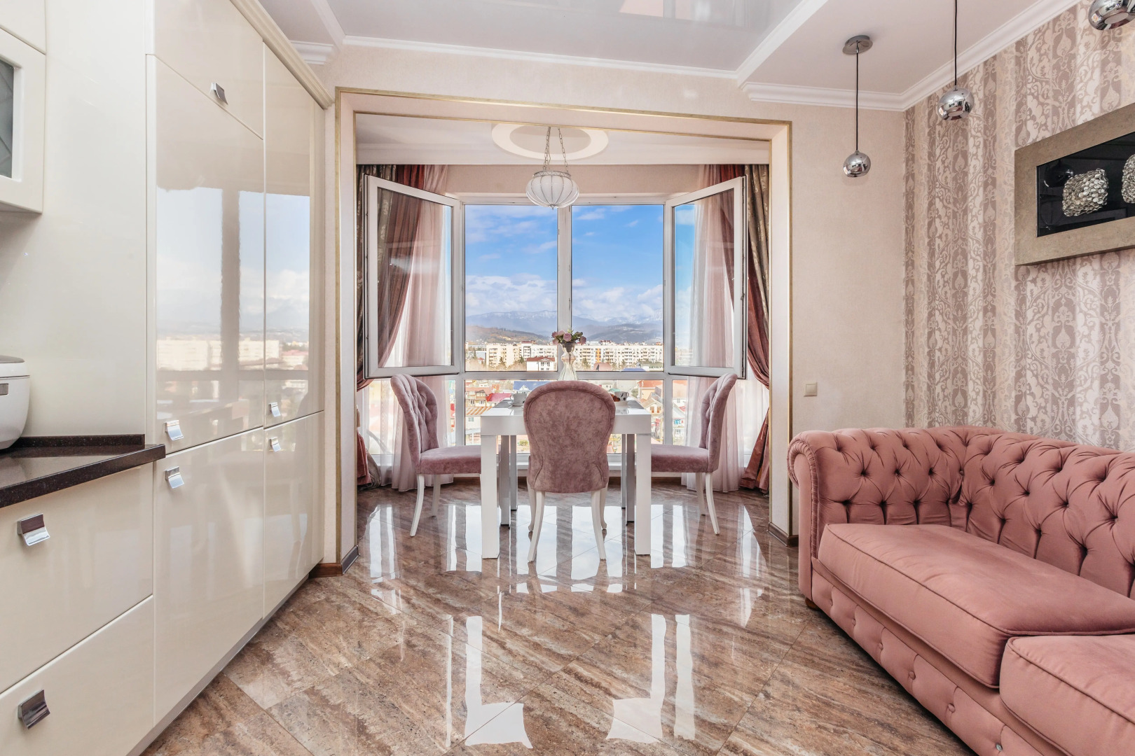 Квартира пер. Богдана Хмельницкого 10