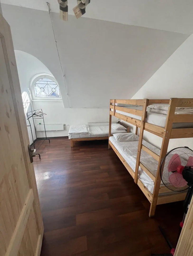 Гостиница Петя и Волк