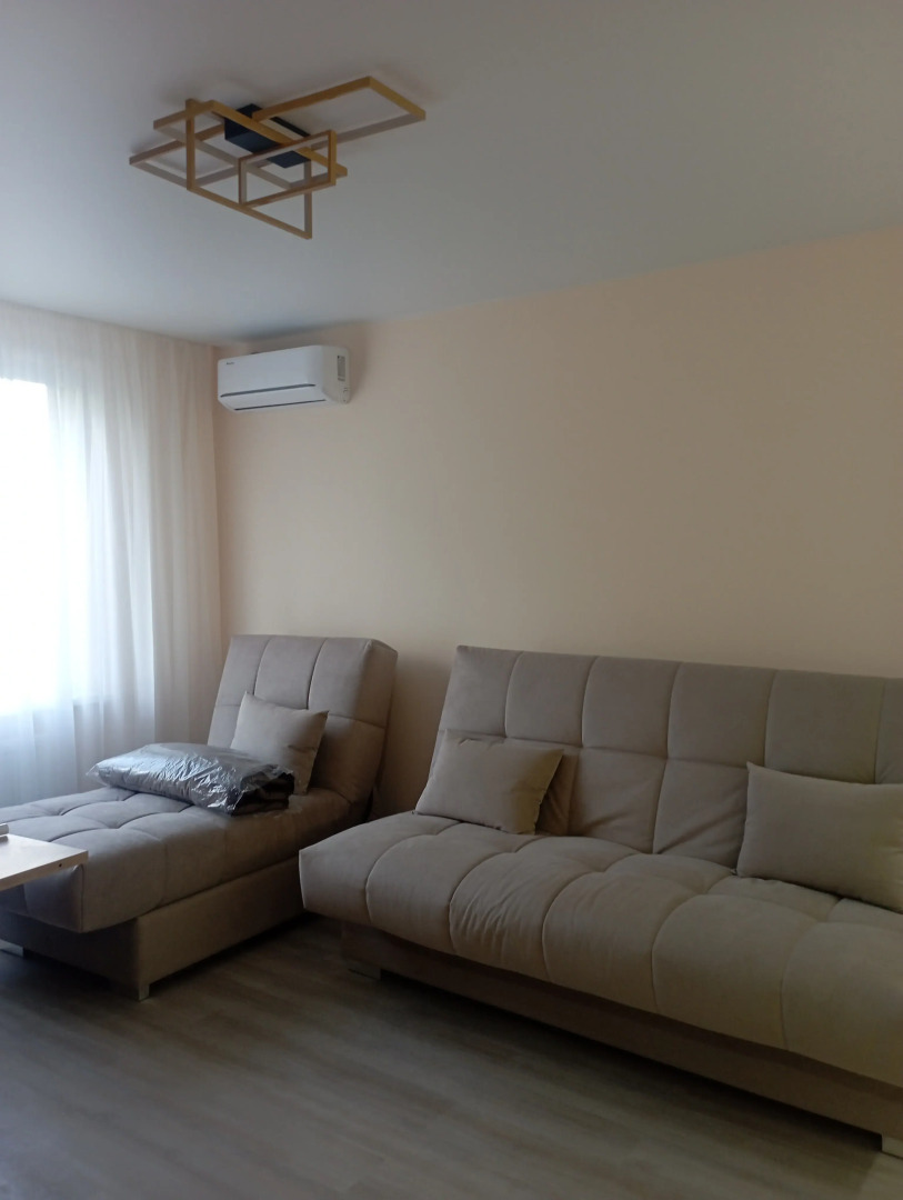 Квартира двухкомнатные апартаменты возле Кремля, недалеко ДС Кристал