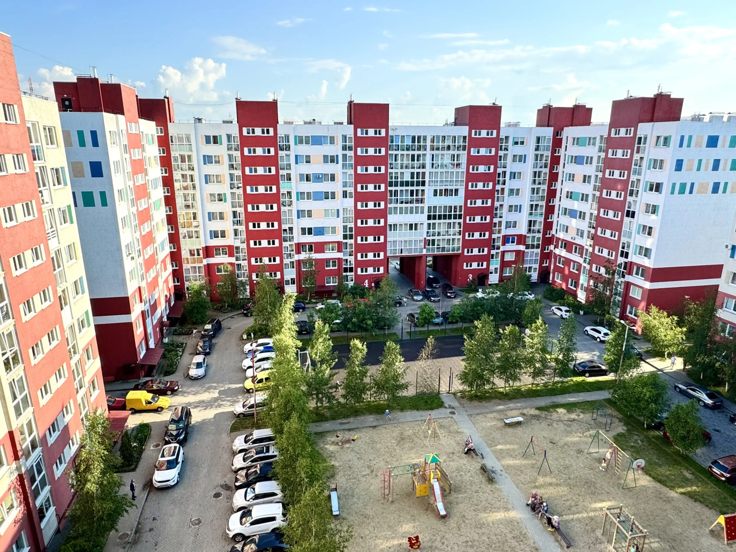 Апартаменты Друзья на Зорге 1