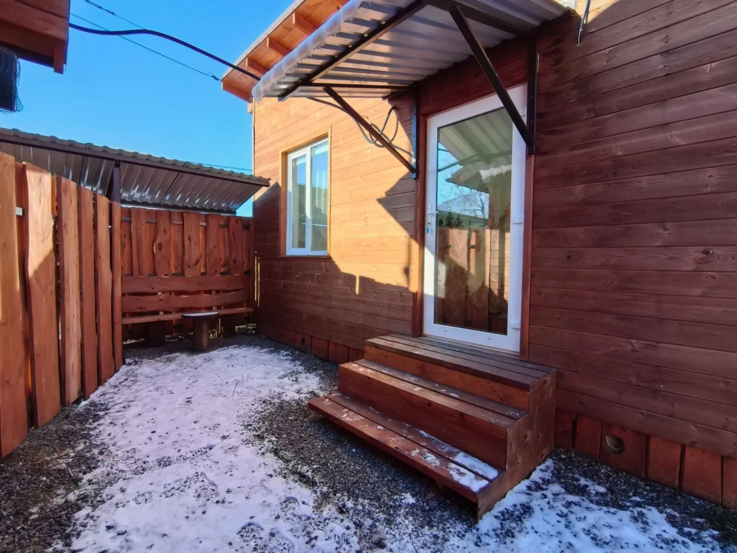 Частный дом в озерном