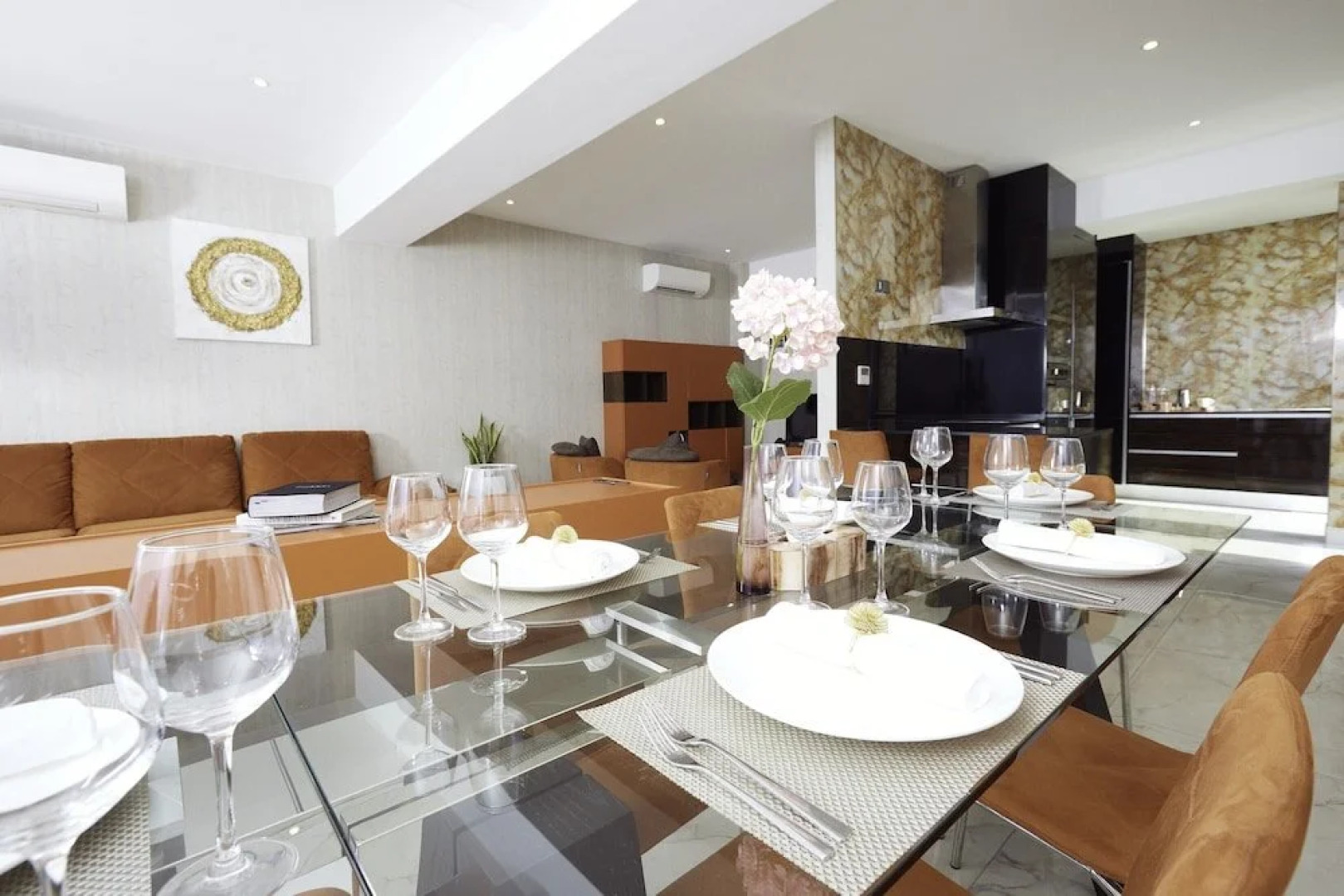 Отель Bel Air Crest Hotel & Suites