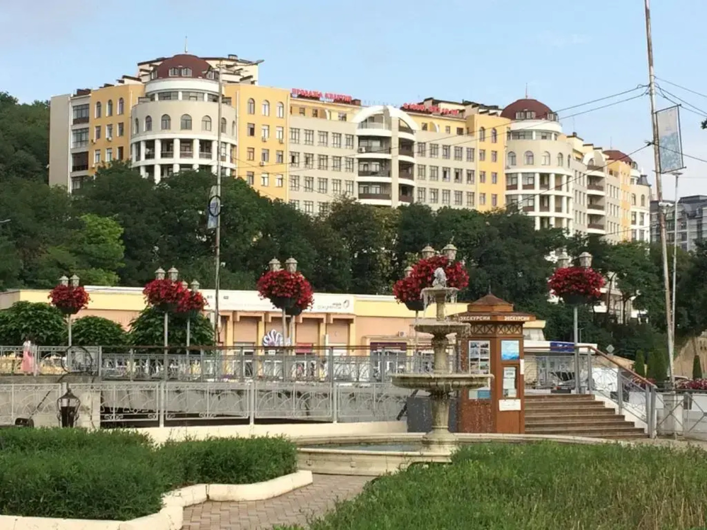 Квартира Двухкомнатная на Курортном бульваре