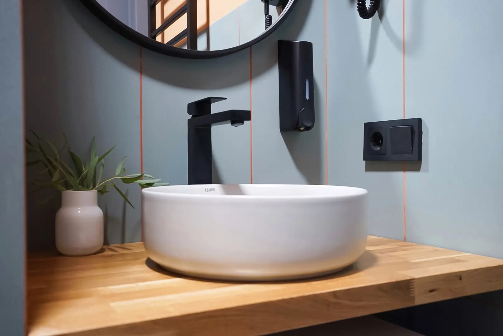 Апартаменты Pavlov Оранжевая