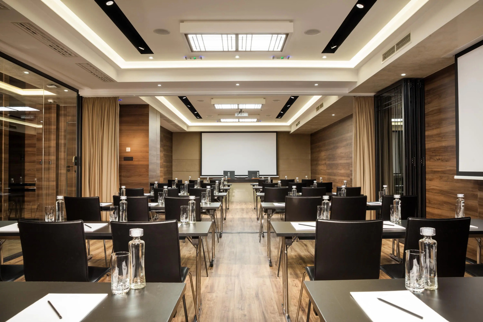 SAINT TEN Hotel, Small Luxury Hotels