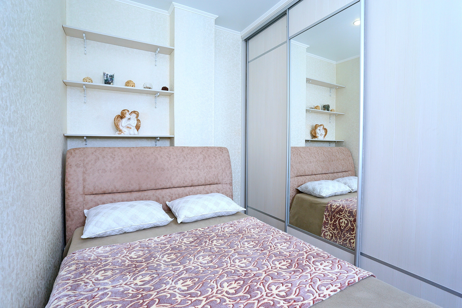 Апартаменты Красный Путь 101