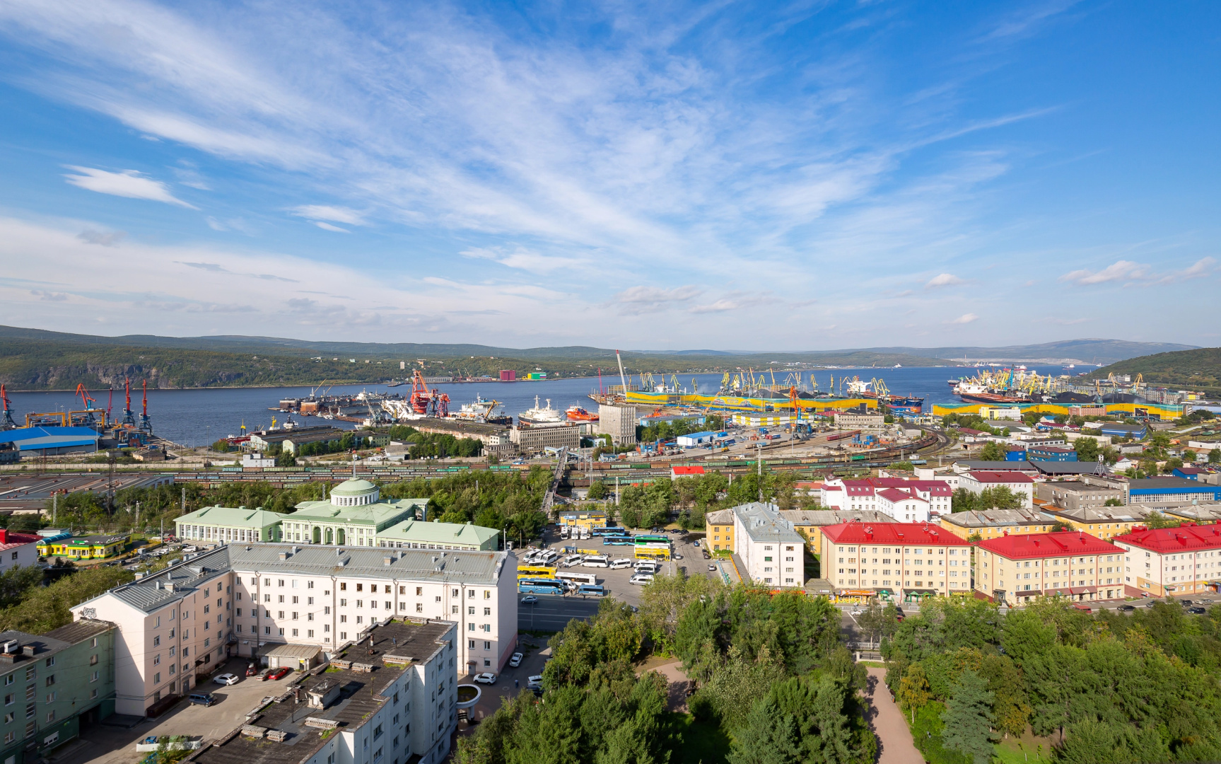 Отель Azimut Сити Мурманск