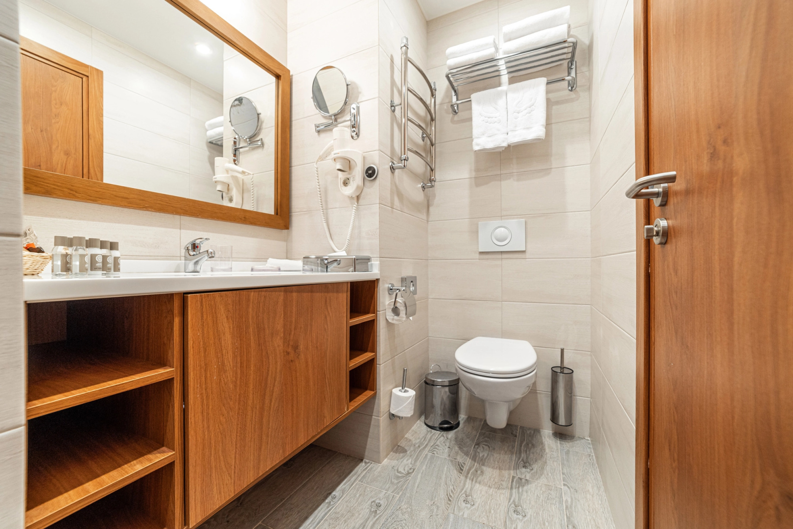 Отель Ski Inn SPA Hotel Rosa Khutor