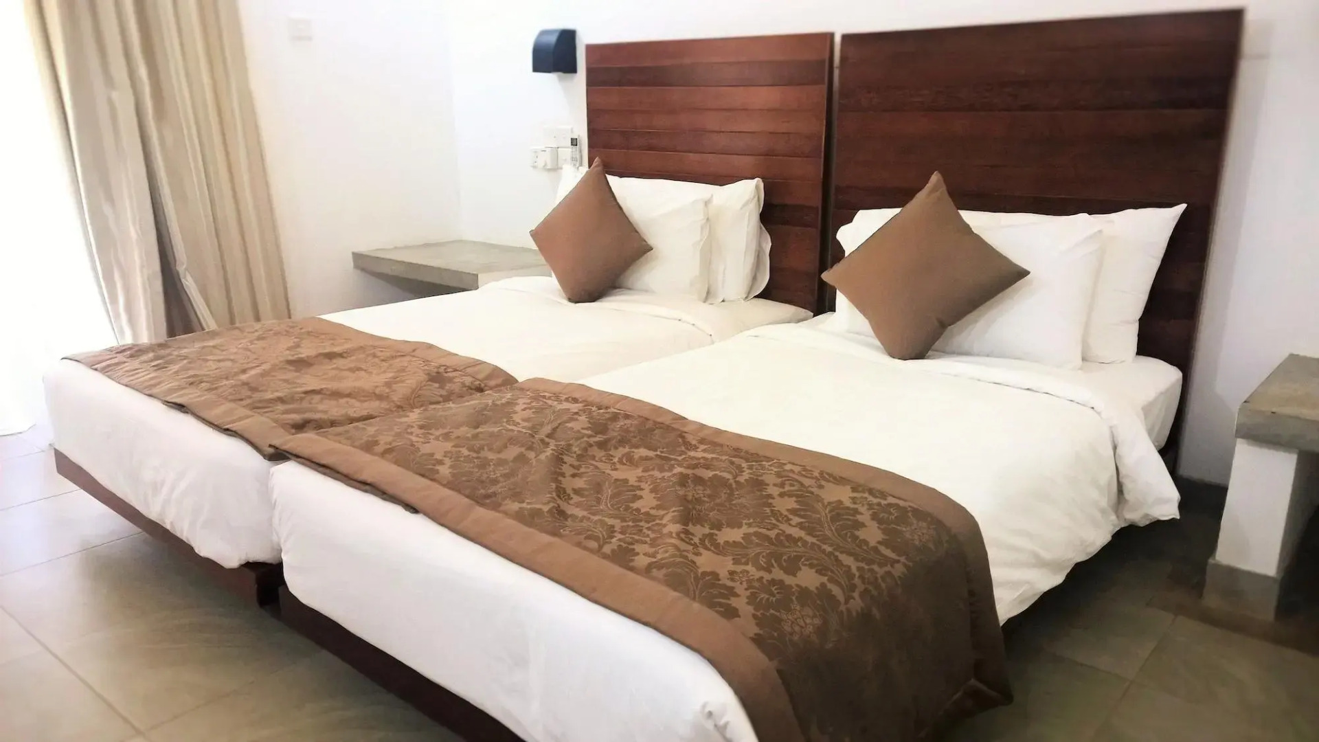 Курортный отель Amaranthe Bay