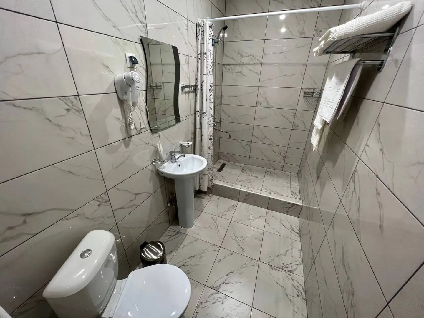 Отель Гранат