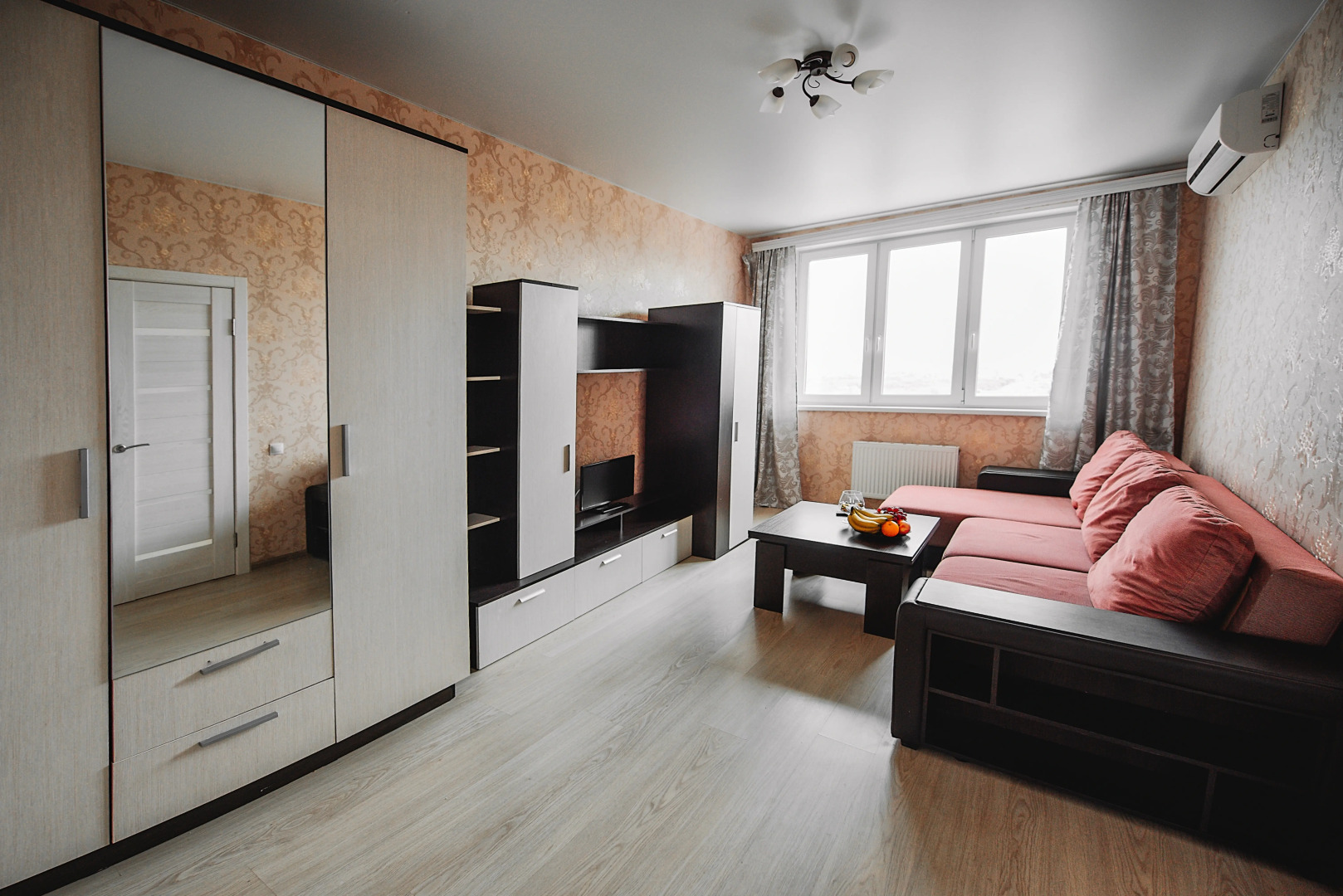 Апартаменты рядом с ТЦ Премьер и автовокзалом