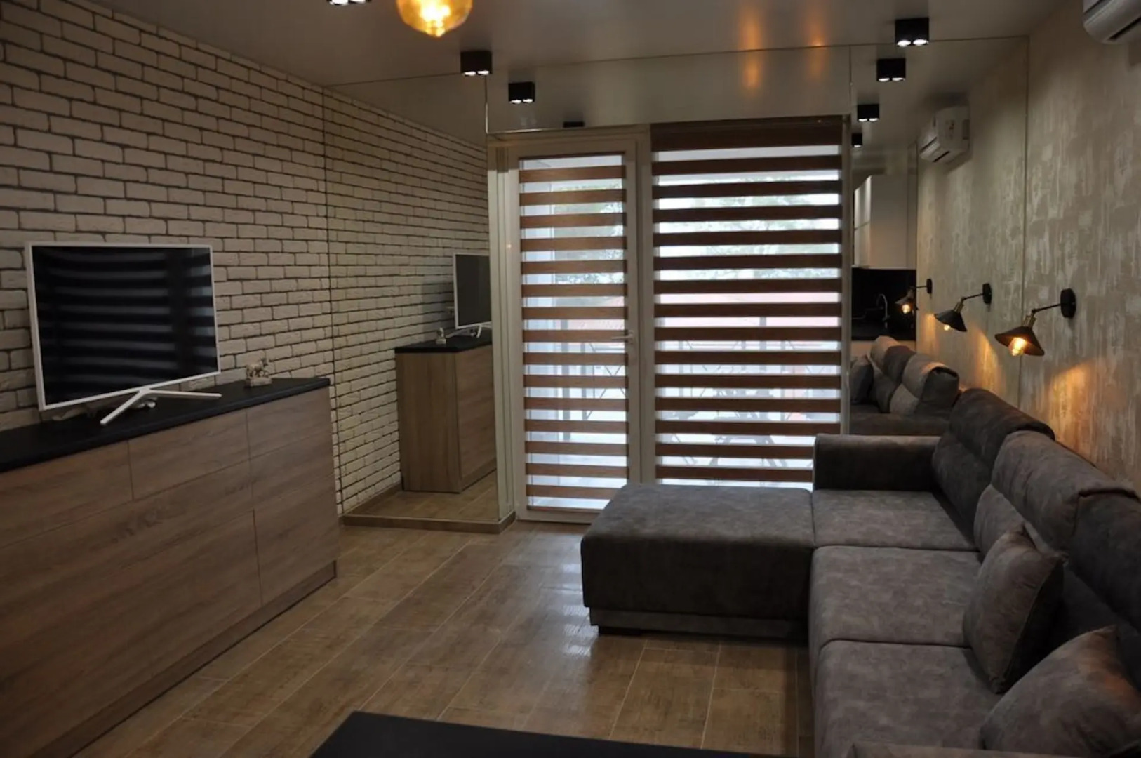 Квартира на улице Братьев Говыриных 20