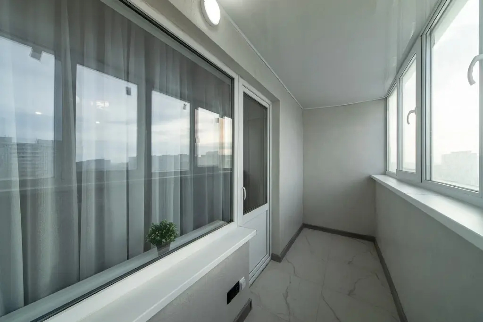 Квартира от Компании Хоум Отель на Тухачевского 84