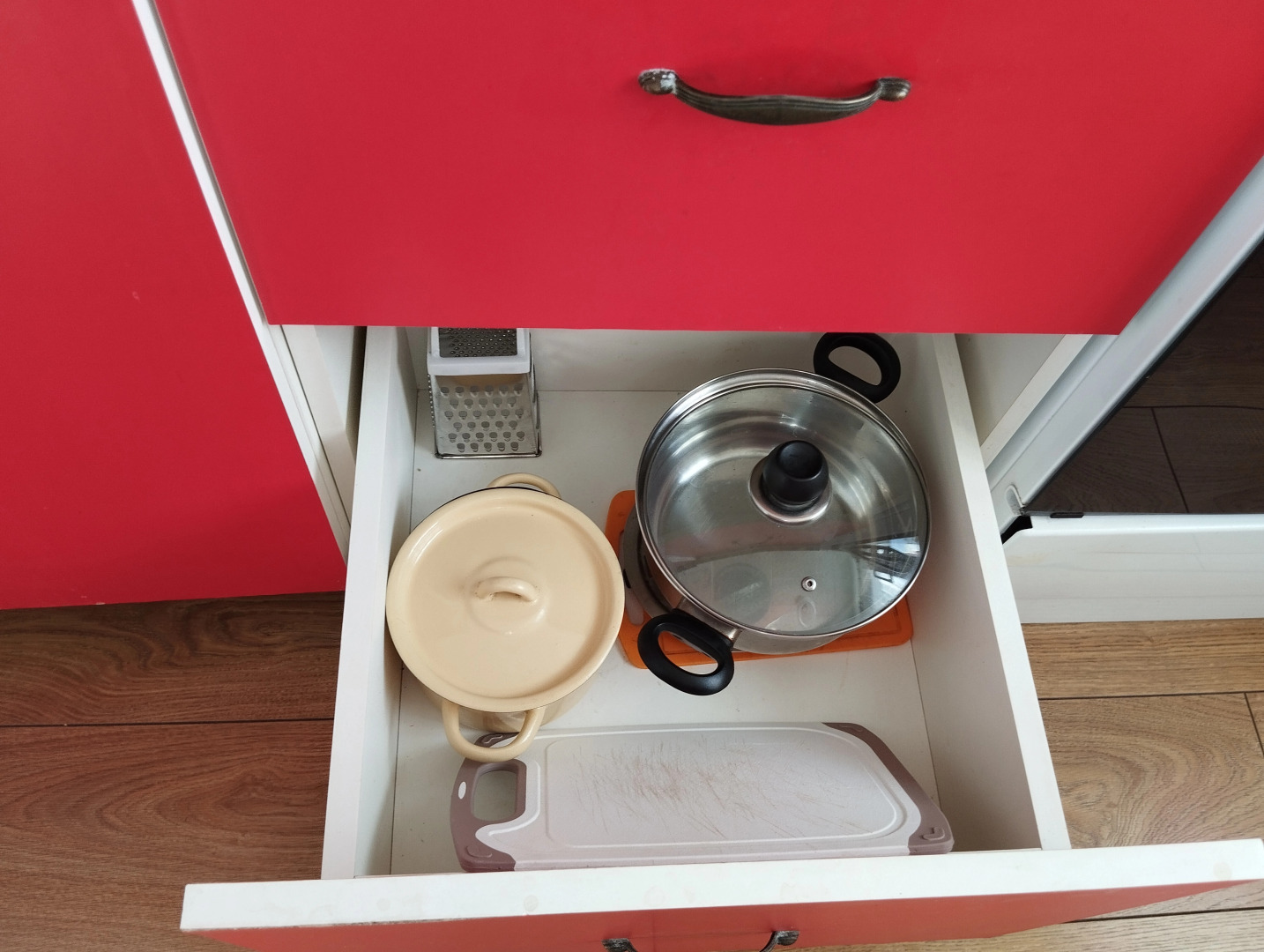 Двухкомнатные апартаменты возле ж/д и автовокзалов, центр