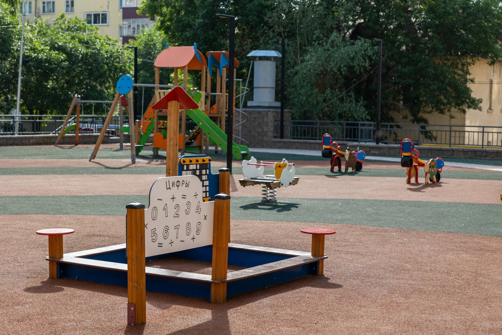 Апартаменты Сутки Уфа на Пархоменко 123 453