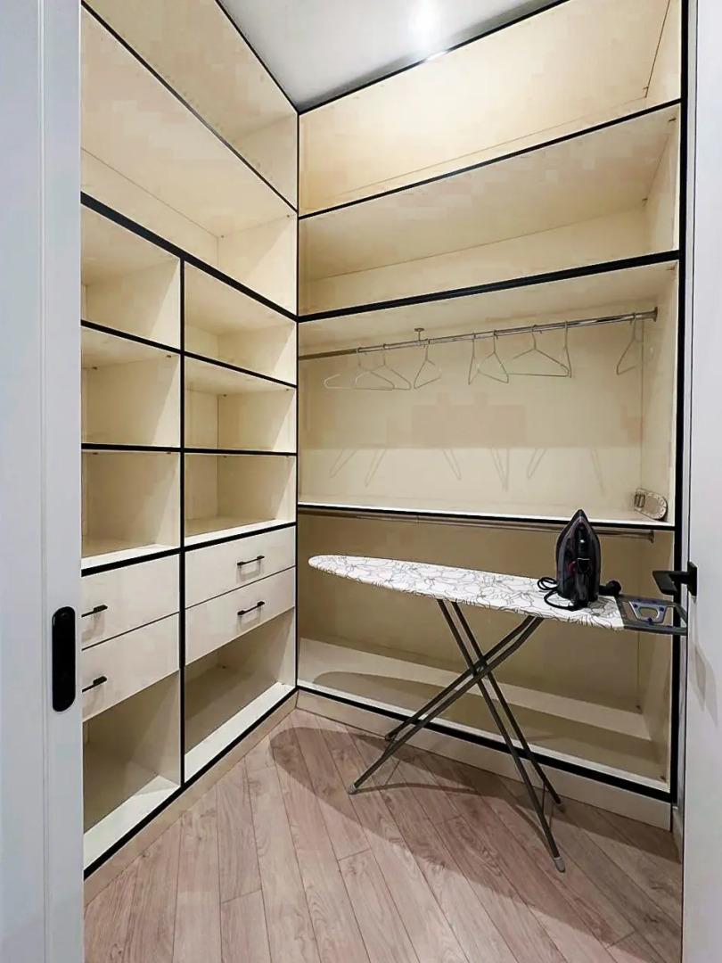 Квартира Лучшие Апартаменты Алматы Напротив ТРЦ Мега Алматы 100