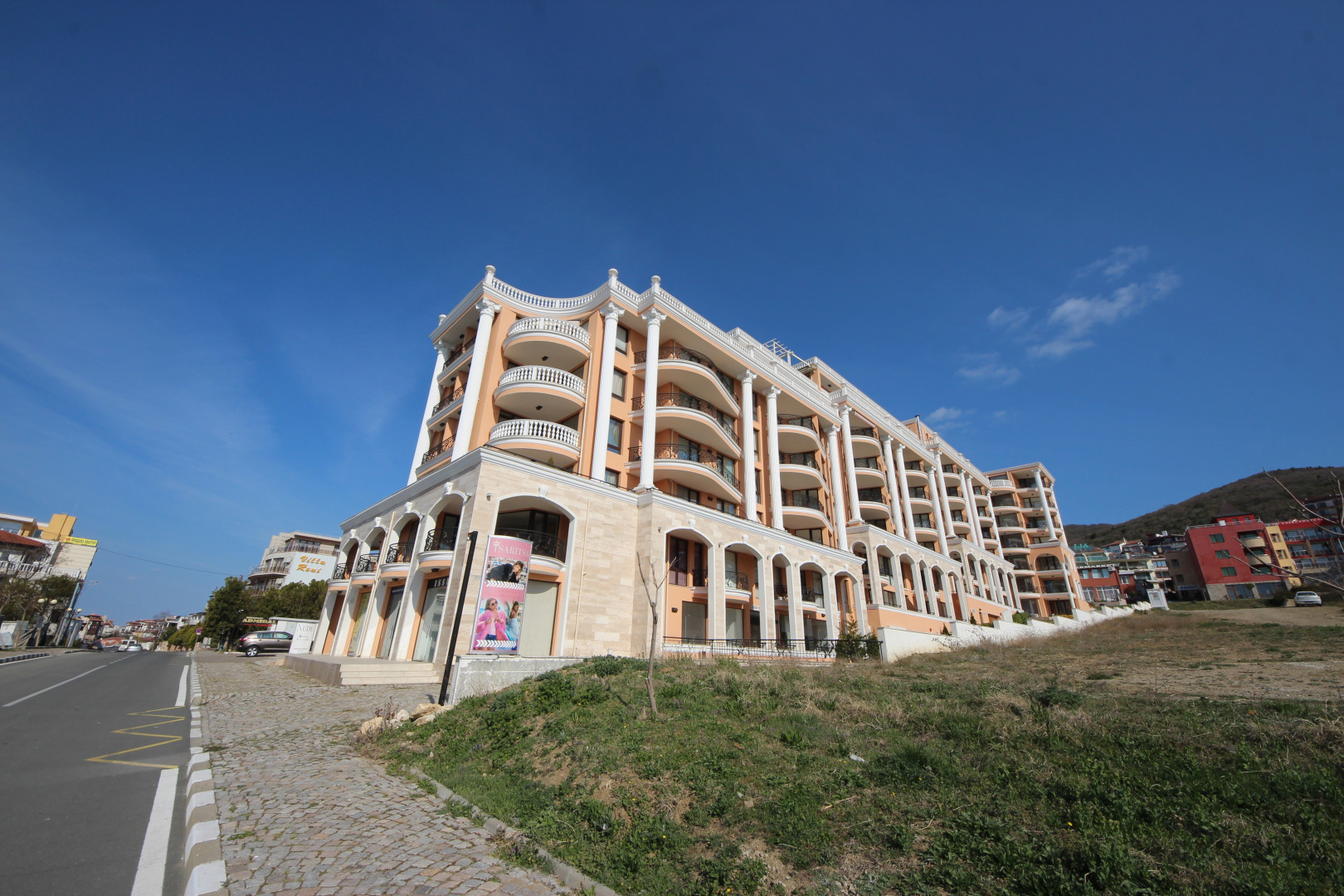 Апарт-отель Admiral-Menada