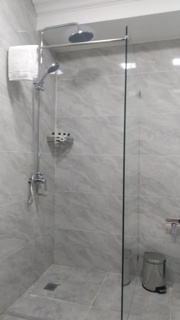 Отель Mir Luxe Plaza