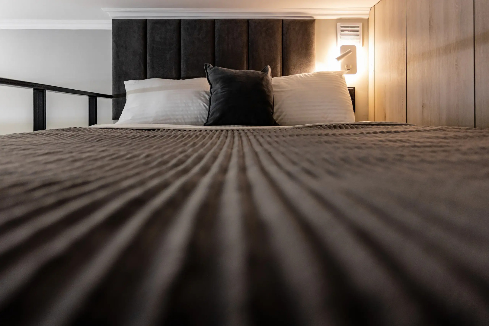 Апартаменты с Дизайнерским Ремонтом в Отличной Локации