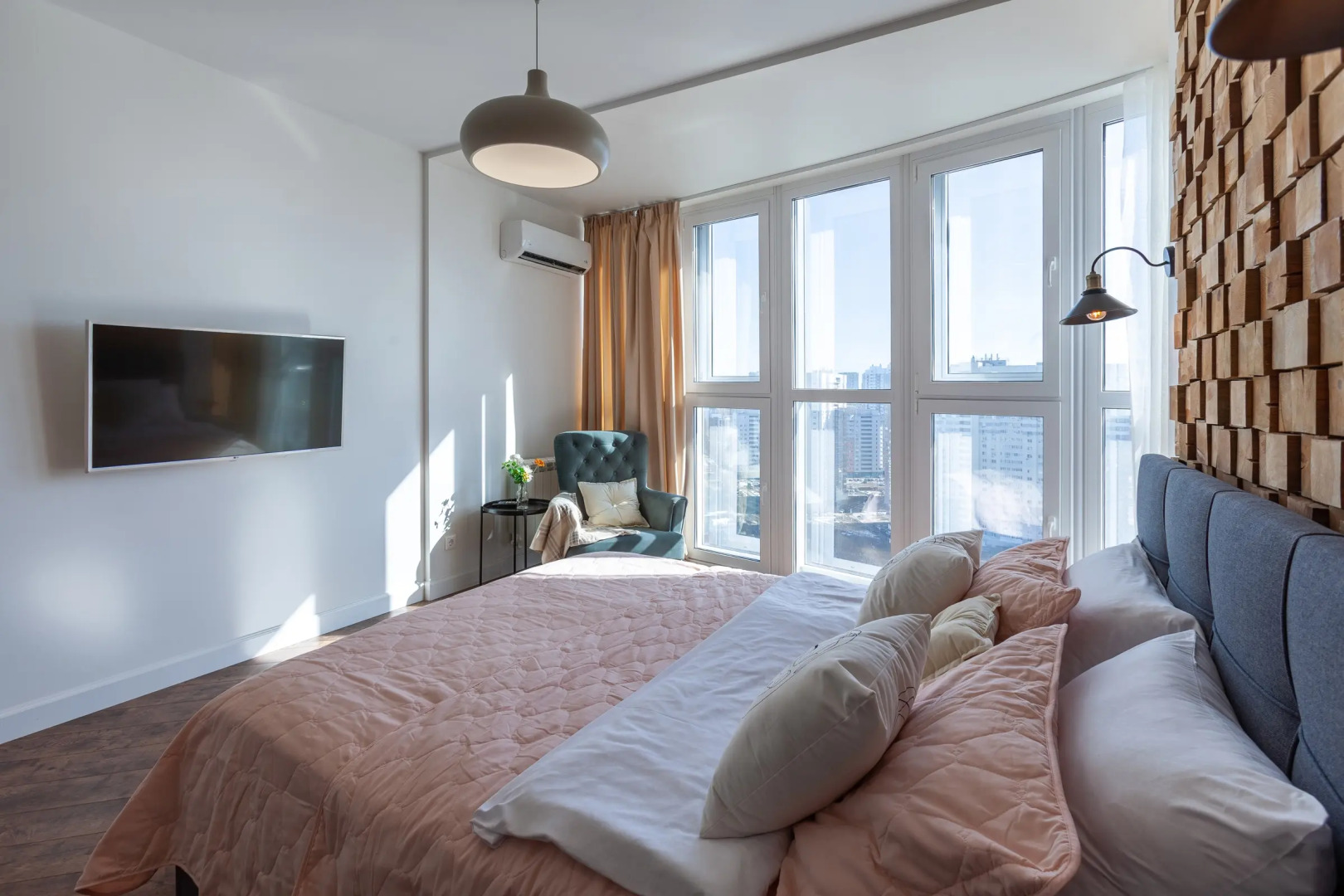 Апартаменты RentPlaza c панорамным видом на город