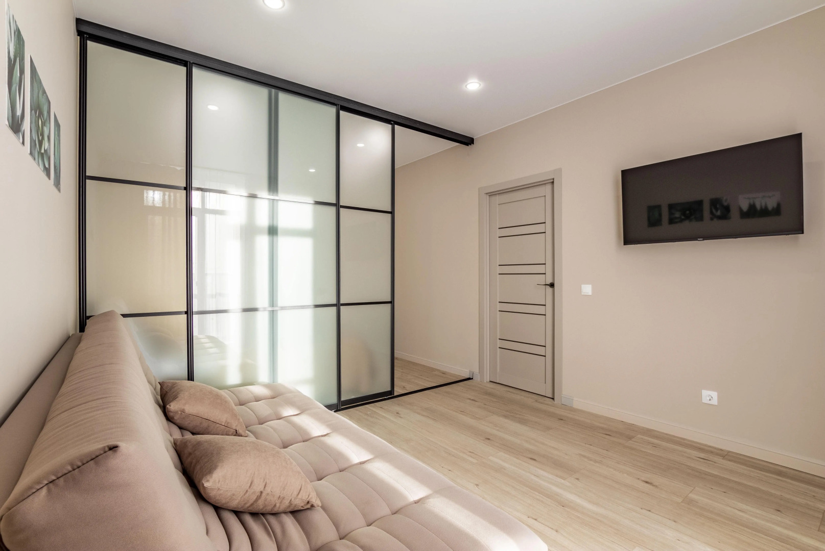 Квартира BeGuest на Шаронова 31