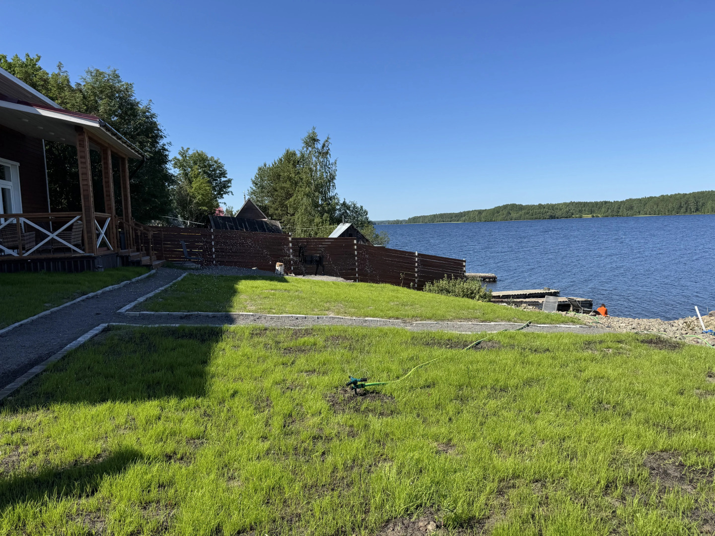 Частный дом у озера Онежская Горка