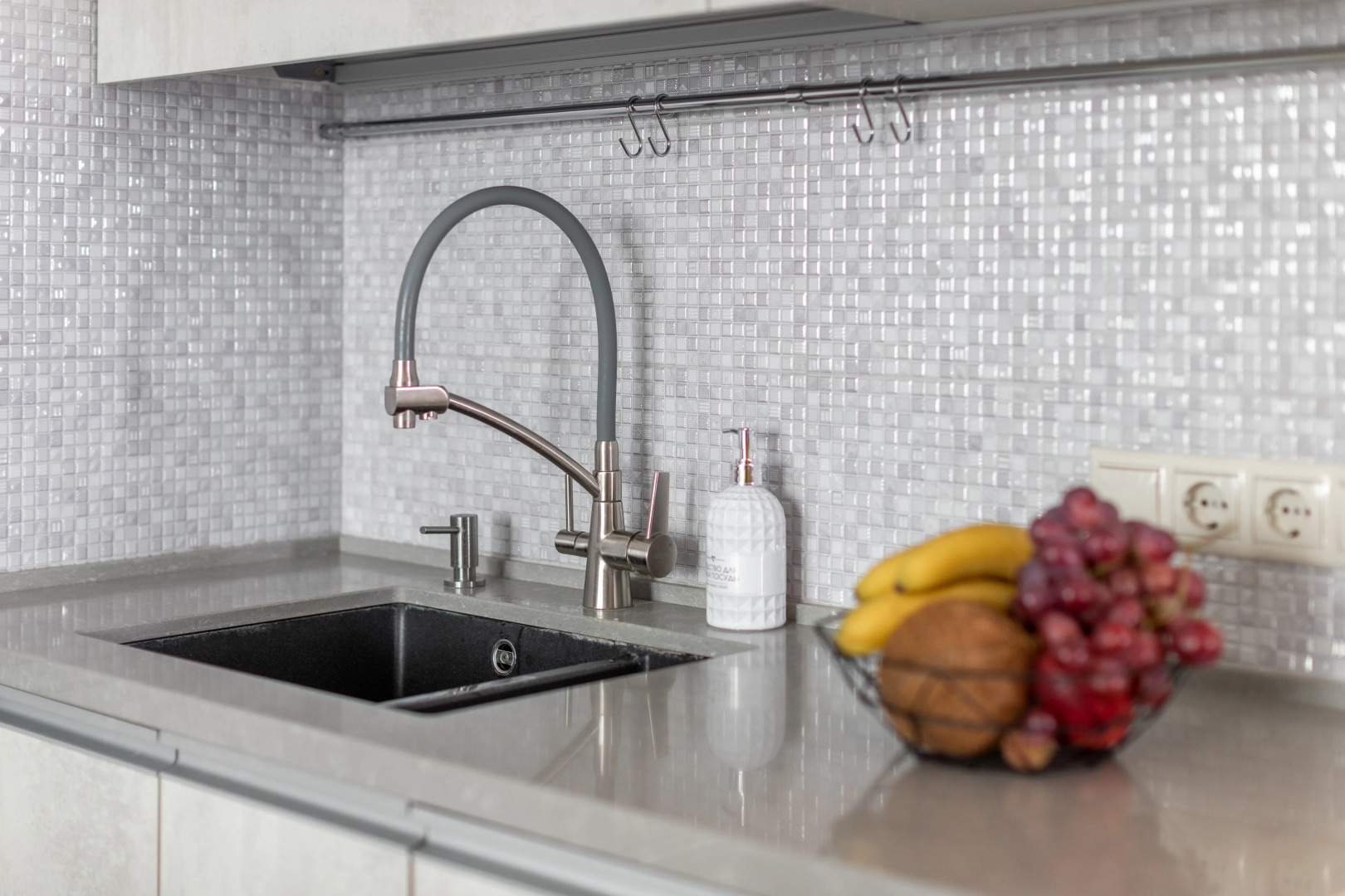 Апартаменты трёхкомнатные с видом на Национальную библиотеку