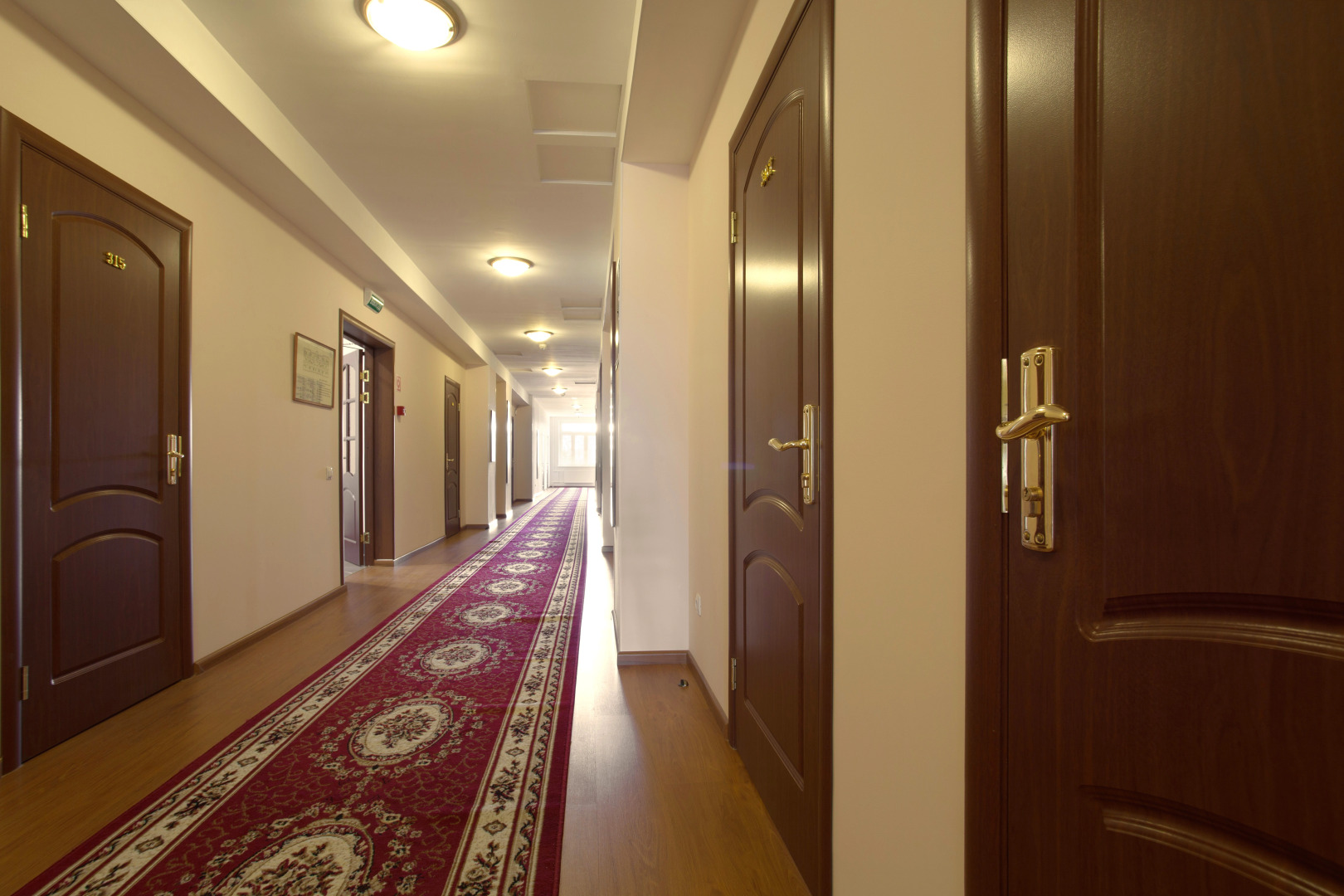 Отель Аветпарк