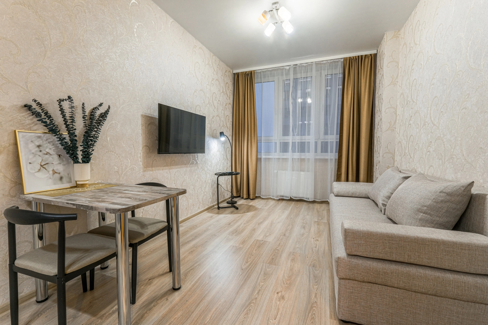 Апартаменты 2 к. iZi Apart рядом с аквапарком. ЖК Зенит