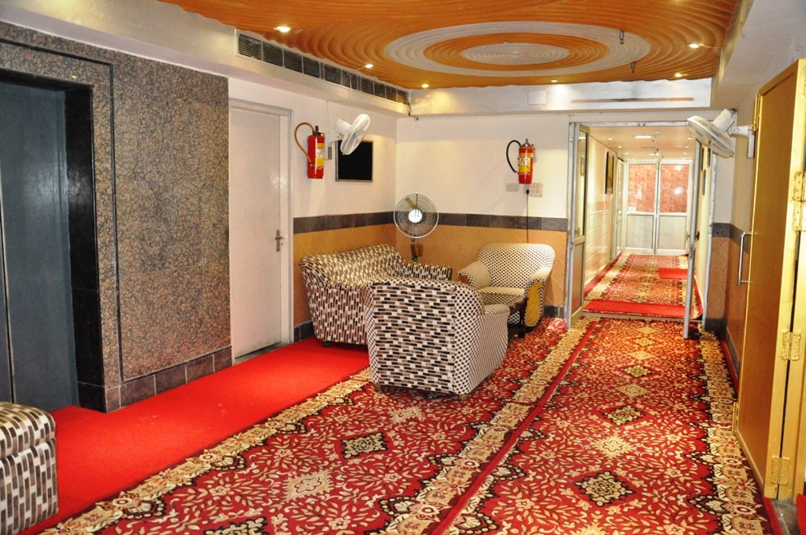 Hotel Mandakini Royal