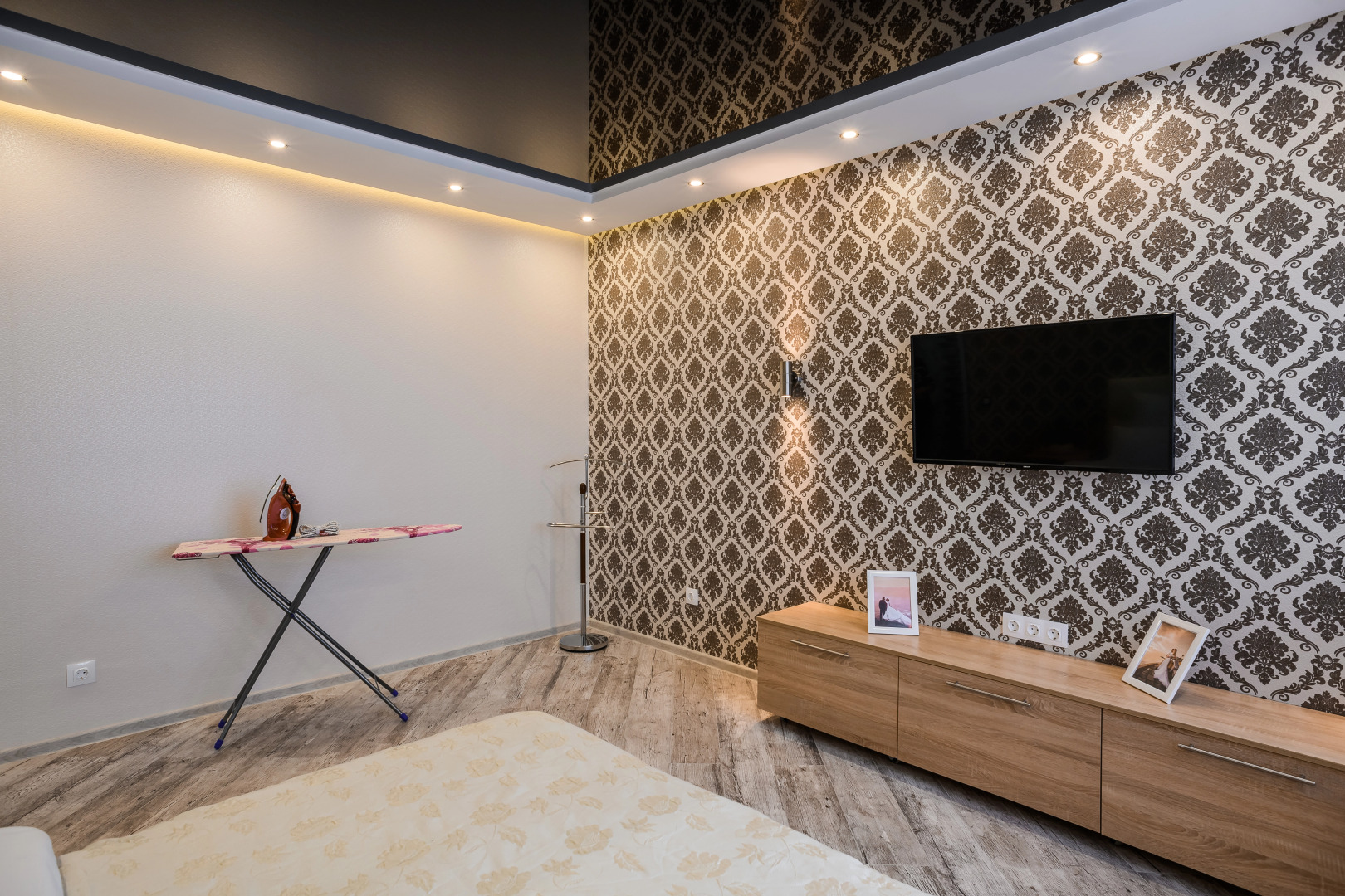 Апартаменты Однокомнатные на Дуки, 11 этаж, Светлая