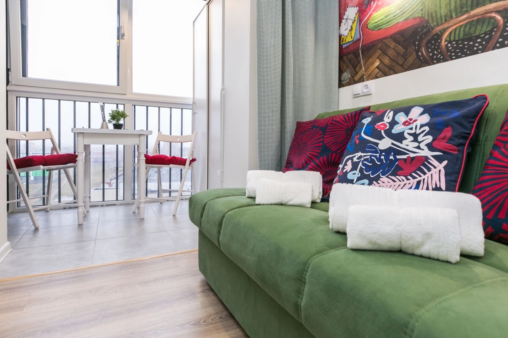 Апартаменты Film у метро 1