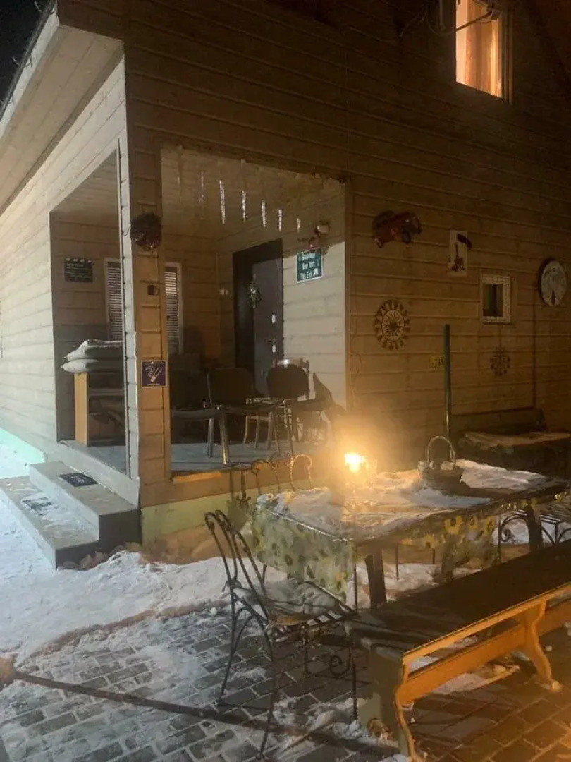 Частный дом Праздничный Коттедж в Центре Города