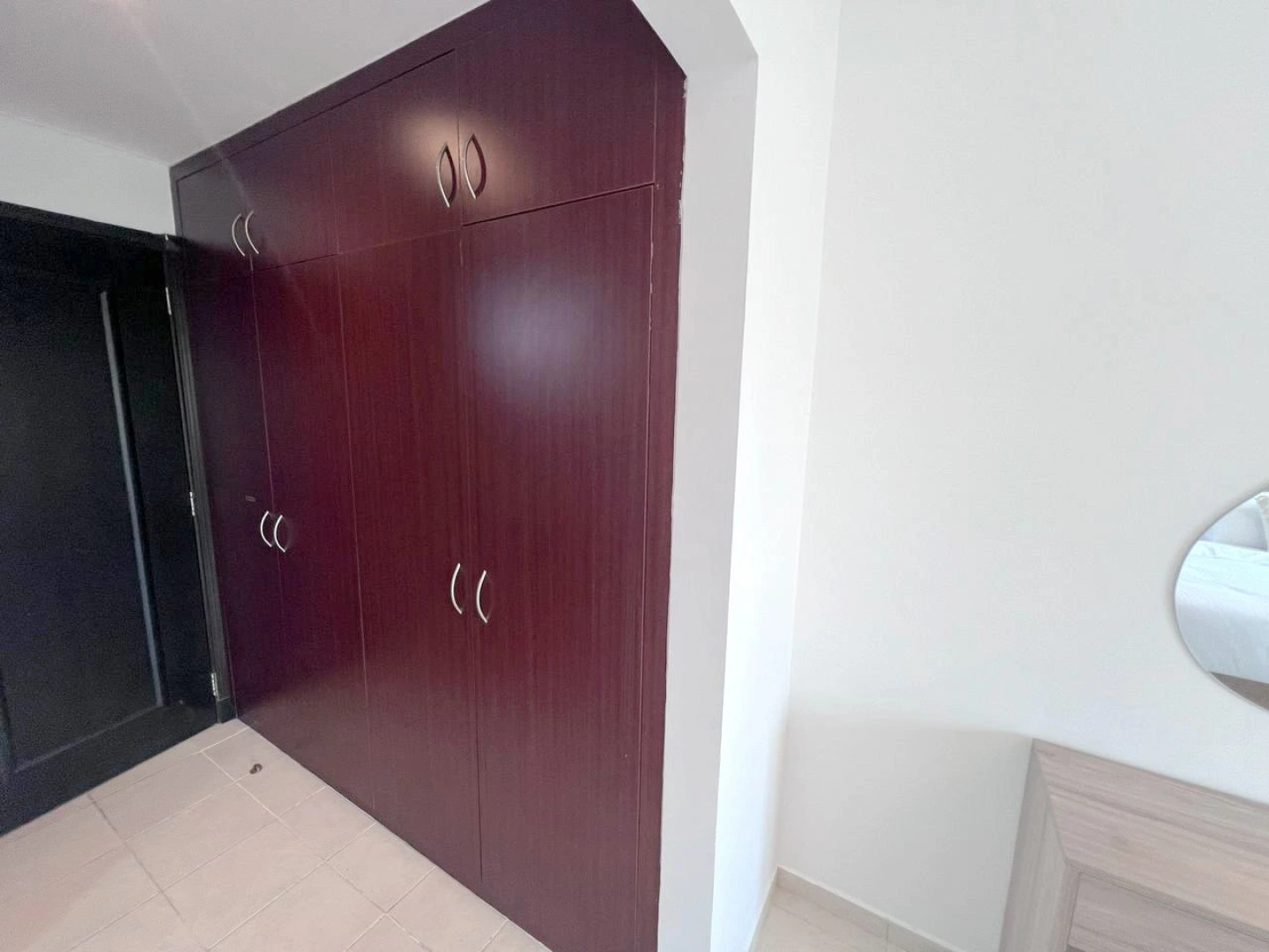 Apartments Cosmos Living Luxurious Suite DG