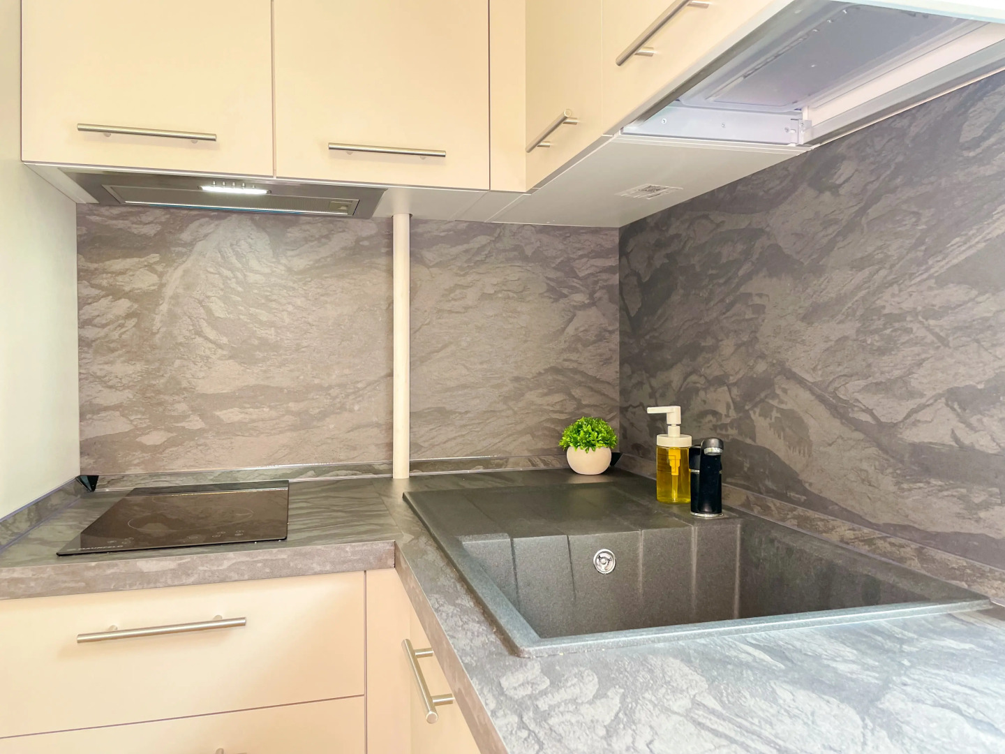 Квартира FolkFort стильная квартира у метро и ТЦ