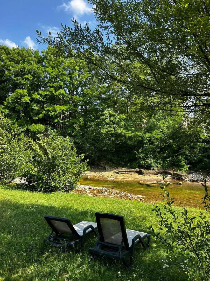Отель Sazano Wine Cellar