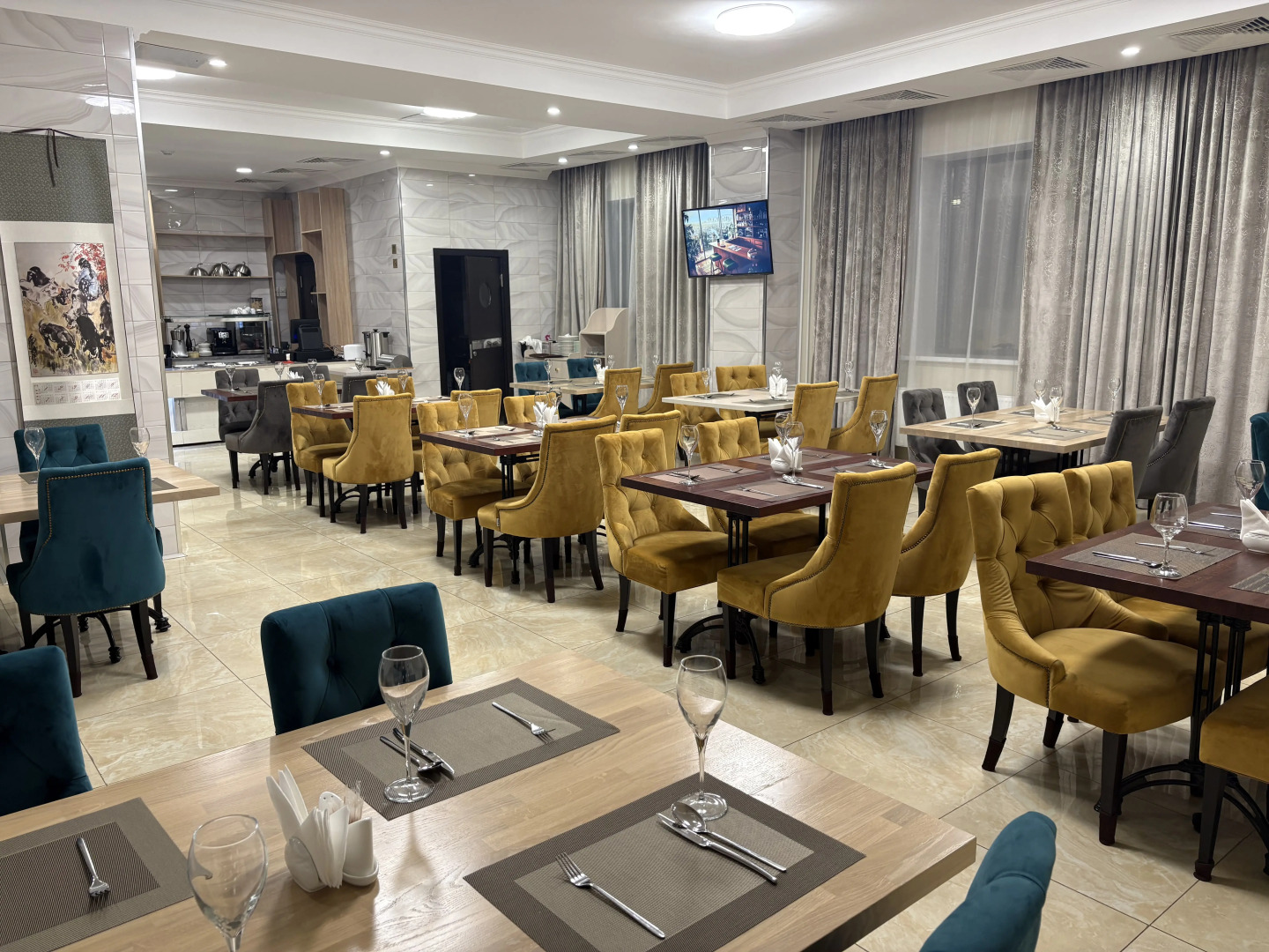 Отель Кунь Лунь