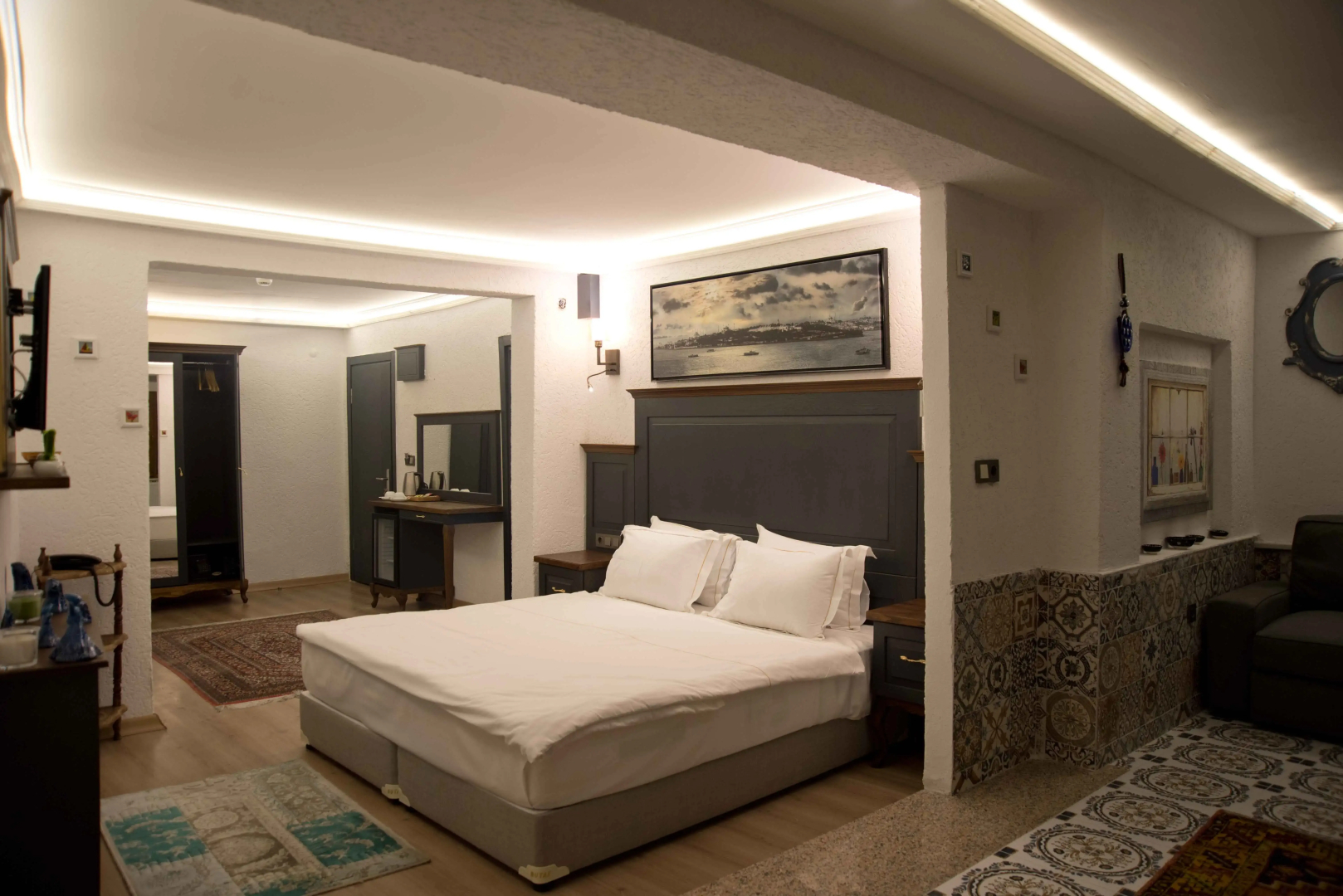 Big Orange Hotel