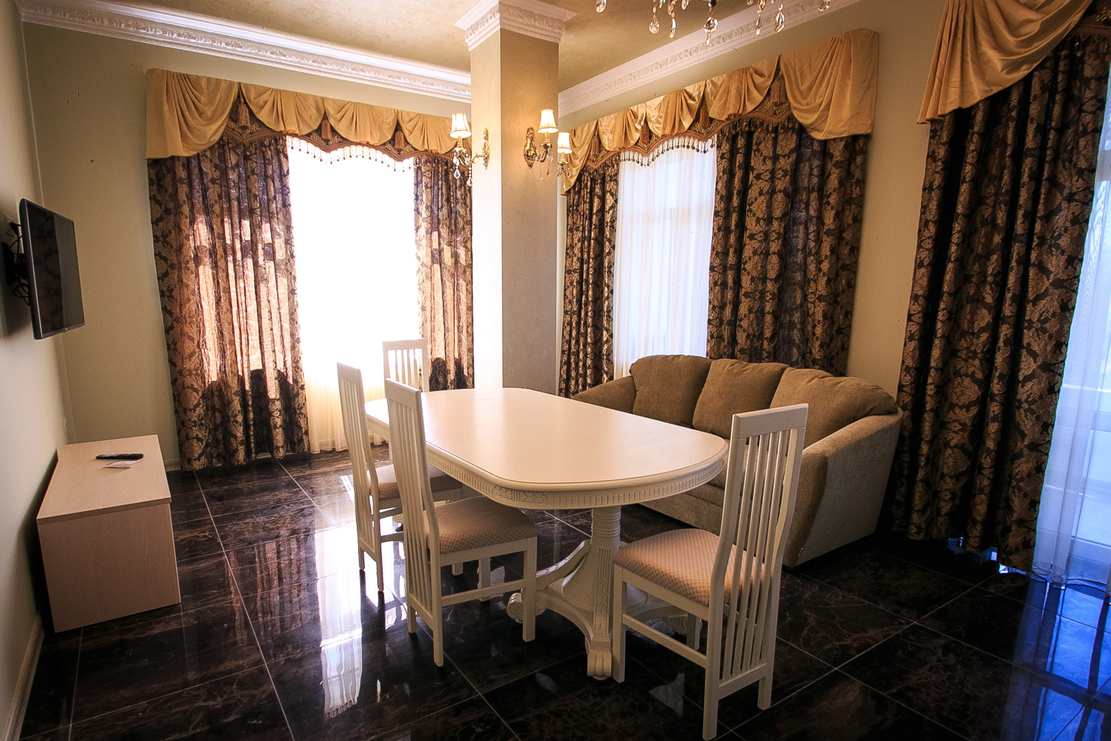 Ресторанно-Гостиничный Комплекс Голубое Озеро