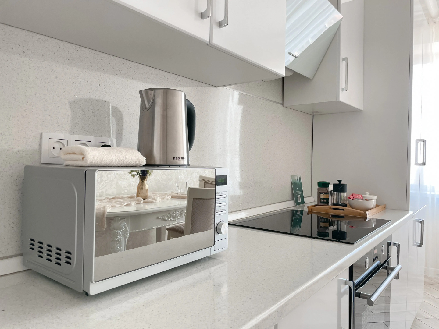 Квартира Green FOX с шикарным видом на реку Кутум