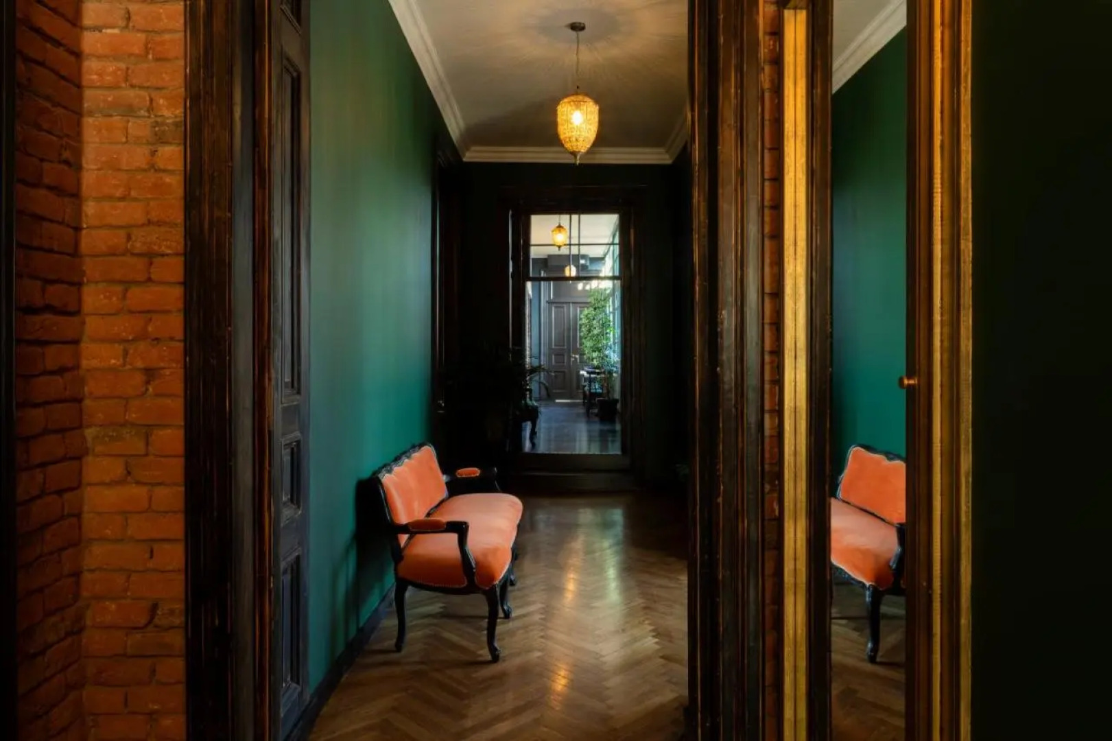 Unfound Door - Design Hotel