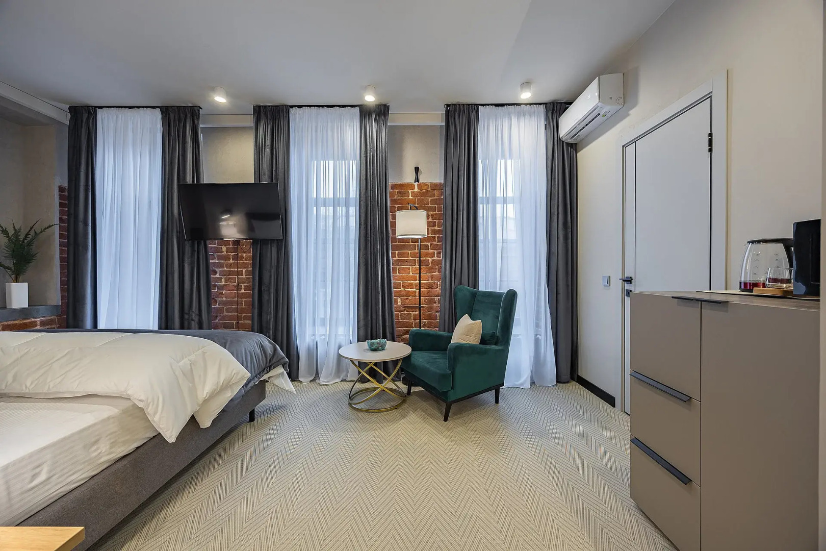 Апартаменты Стильные Bugrov на Ошарской