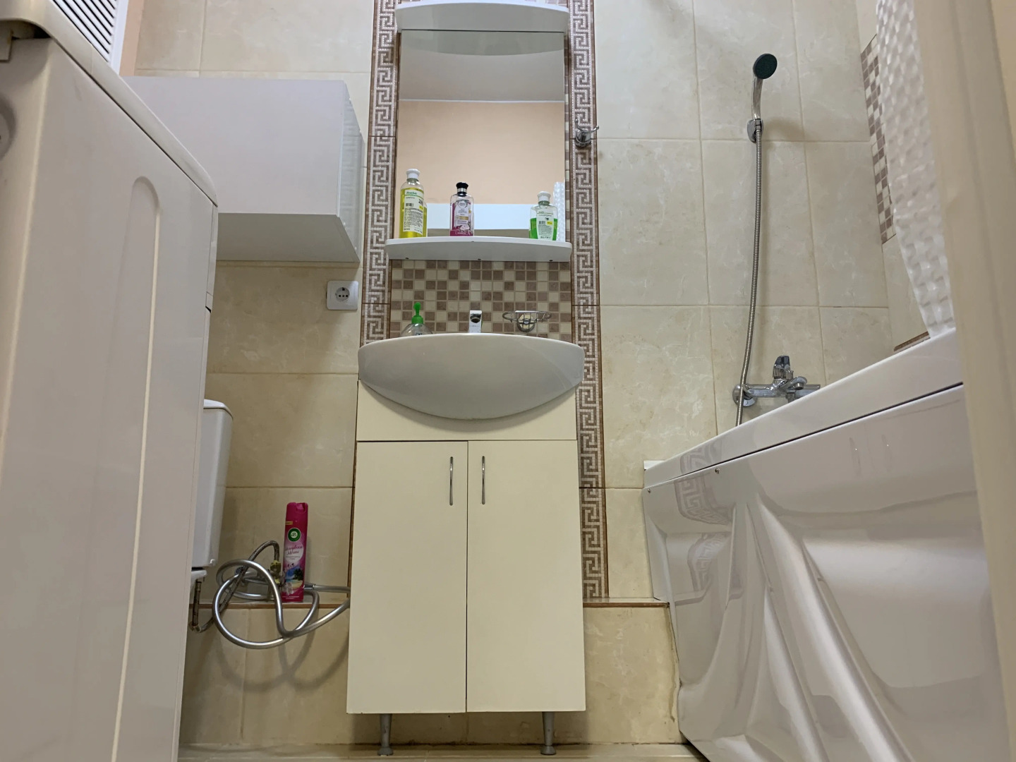 Квартира AlexHome РП Свердловский Молодежная 4