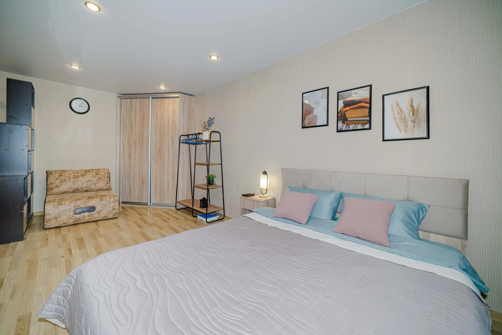 Квартира Уютная у ЖД  Вокзала и Метро