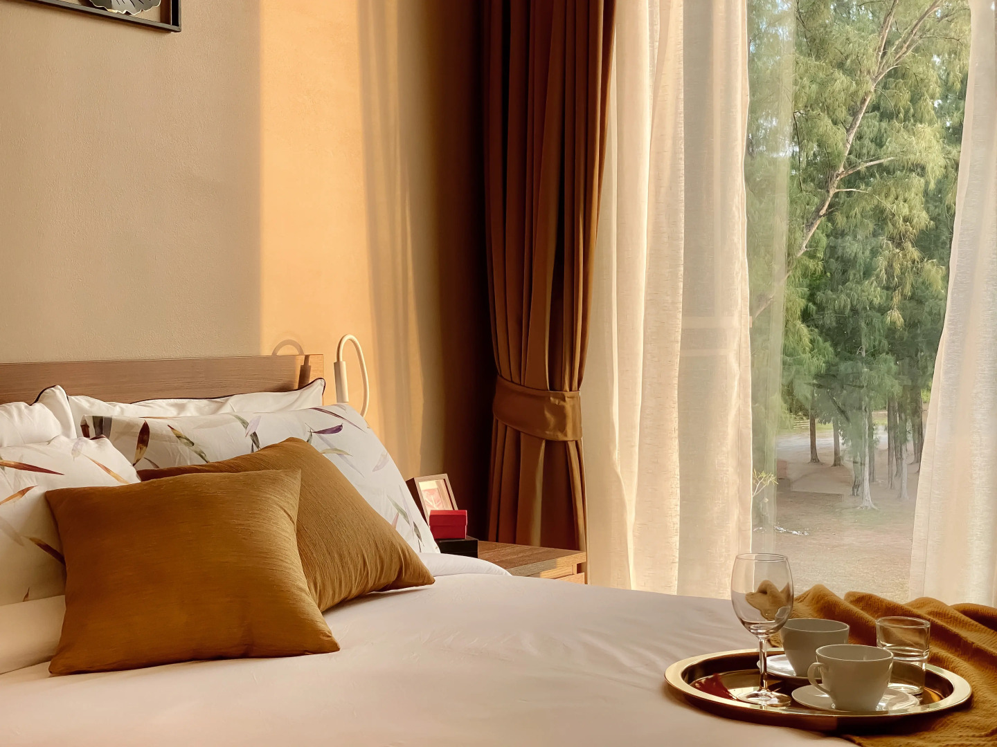 Апартаменты 2 спальни с видом на озеро в шаге от моря