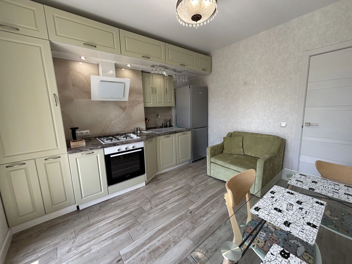 Квартира с видом на лес и пением птиц