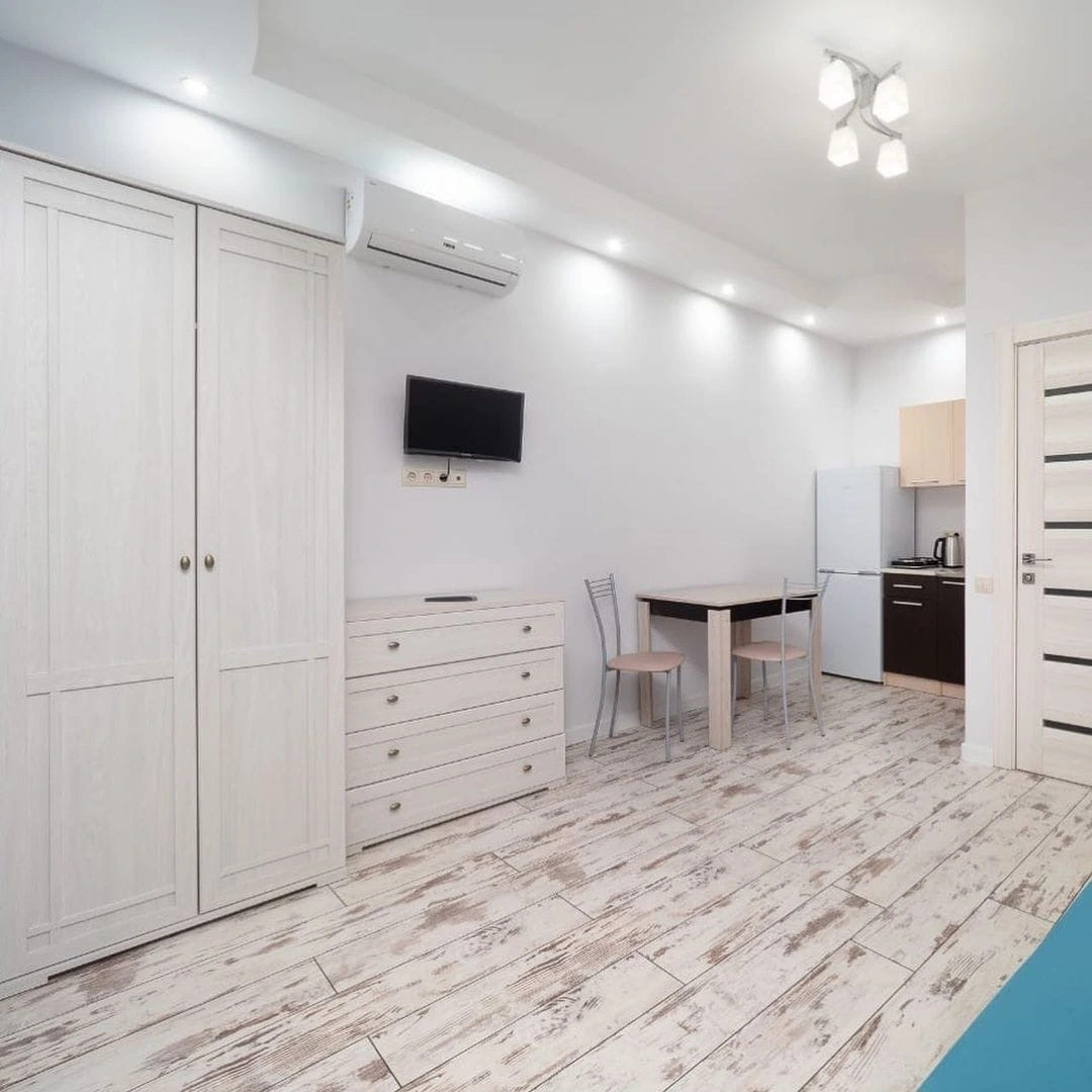 Апартаменты У Моря С Бассейном в ЖК Солнечный апр17