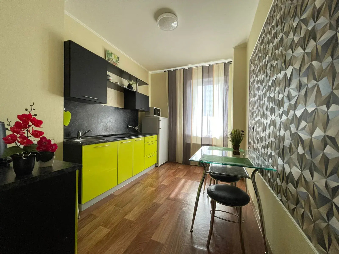 Апартаменты Ленинский проспект 124